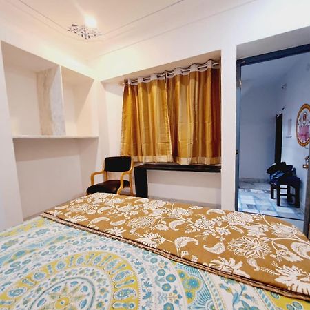 Padmlaxmi Guest House Удайпур Екстер'єр фото